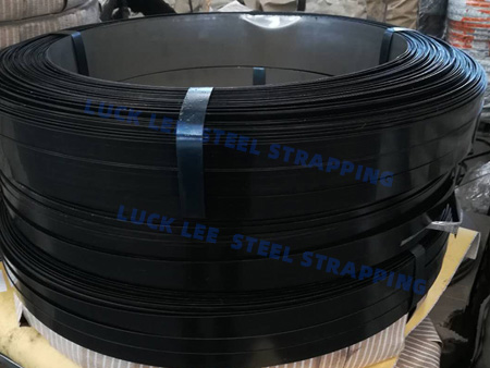 Black Ossillated strapping LUCK LEE